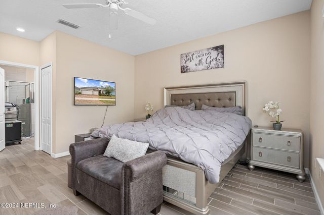 7206 LONGLEAF BRANCH Drive, Jacksonville, FL 32222