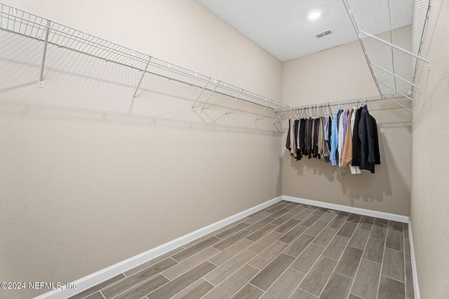 7206 LONGLEAF BRANCH Drive, Jacksonville, FL 32222