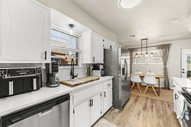 805 NW 49th Street, Lawton, OK 73505