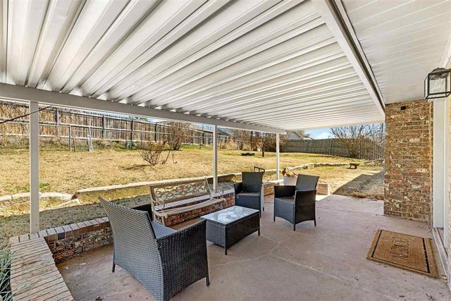 805 NW 49th Street, Lawton, OK 73505