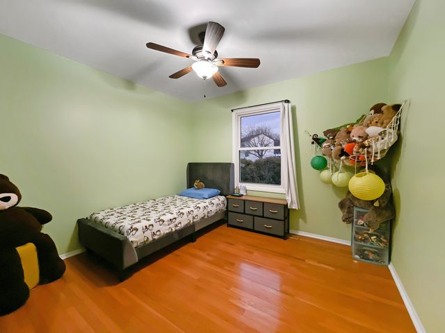 5401 W Winding Creek Drive, Mchenry, IL 60050