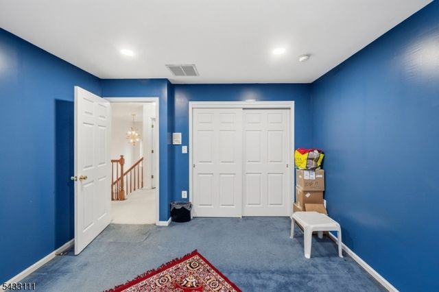 10 Julie Ct, Franklin Twp., NJ 08873