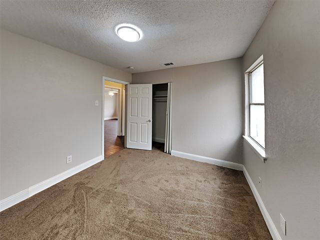 2815 Ash Park Drive, Richland Hills, TX 76118