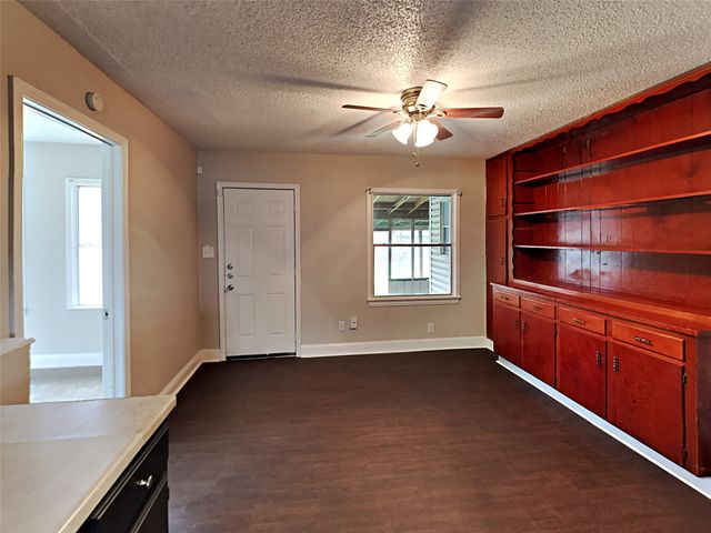 2815 Ash Park Drive, Richland Hills, TX 76118