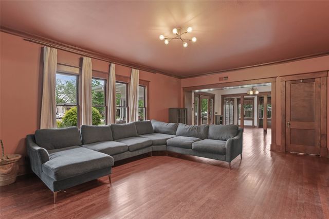 706 S Main Street, Farmersville, TX 75442