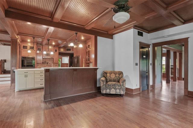 706 S Main Street, Farmersville, TX 75442