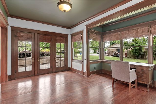 706 S Main Street, Farmersville, TX 75442