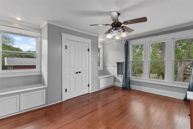 706 S Main Street, Farmersville, TX 75442