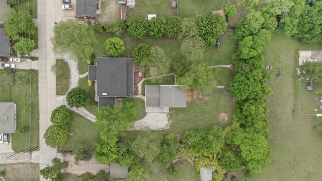 706 S Main Street, Farmersville, TX 75442