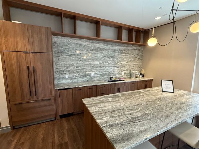 70 Leo M Birmingham Pkwy 409, Boston, MA 02135