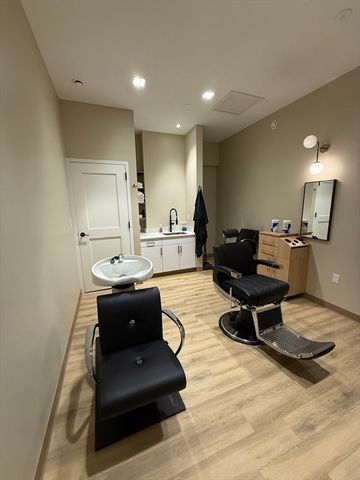 70 Leo M Birmingham Pkwy 409, Boston, MA 02135