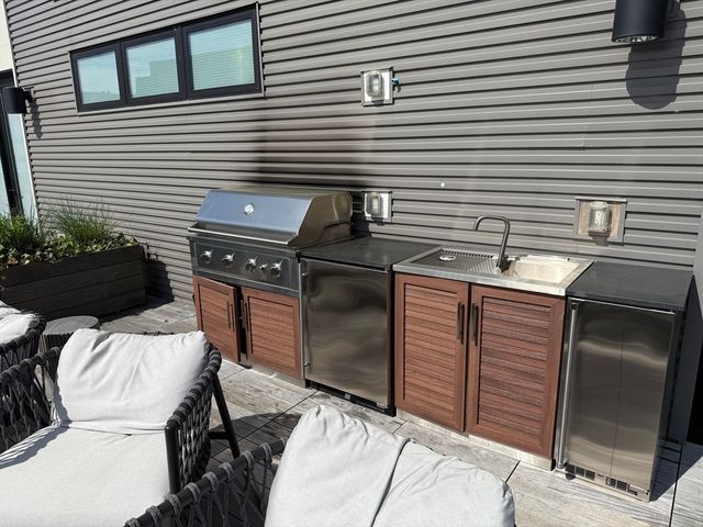 70 Leo M Birmingham Pkwy 409, Boston, MA 02135