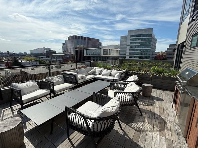 70 Leo M Birmingham Pkwy 409, Boston, MA 02135