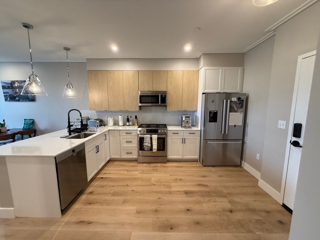 70 Leo M Birmingham Pkwy 409, Boston, MA 02135