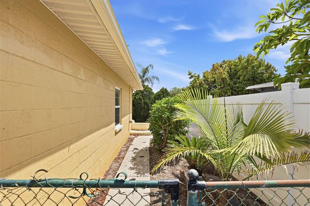 3663 22ND AVENUE N, St Petersburg, FL 33713