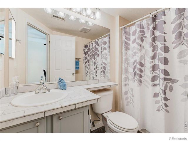 7430 Singing Hills Drive 204, Boulder, CO 80301