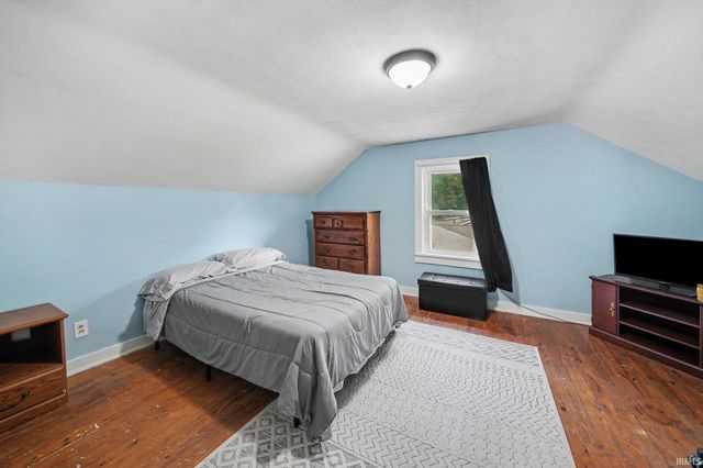 920 W Broadway Street, Mishawaka, IN 46545