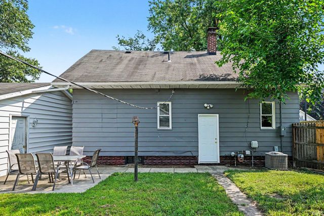920 W Broadway Street, Mishawaka, IN 46545