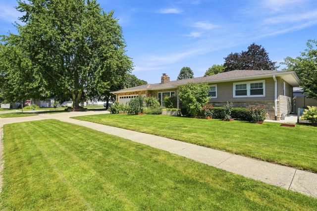 3007 W 9Th Street, Waterloo, IA 50702