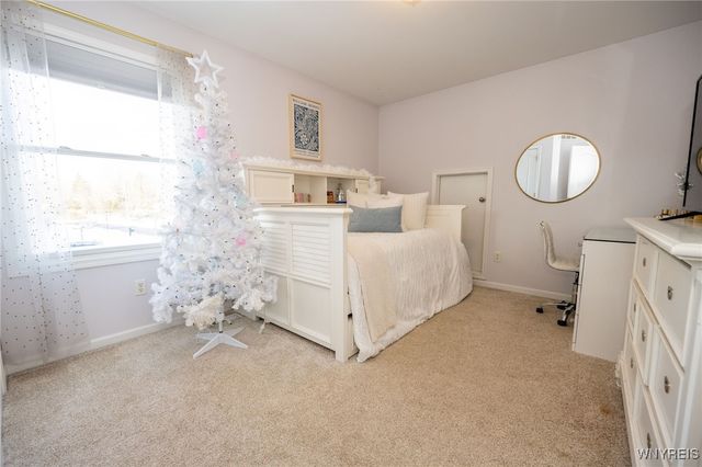 33 South Rockingham, Amherst, NY 14228