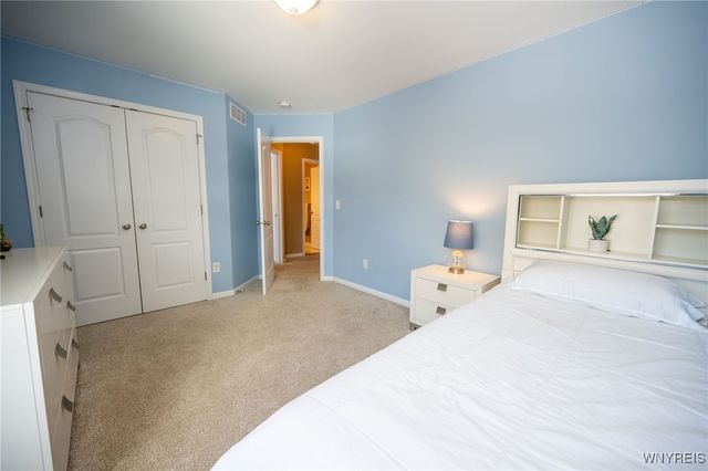 33 South Rockingham, Amherst, NY 14228