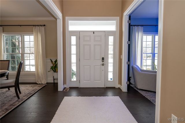 33 South Rockingham, Amherst, NY 14228