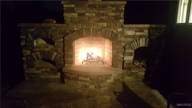 33 South Rockingham, Amherst, NY 14228