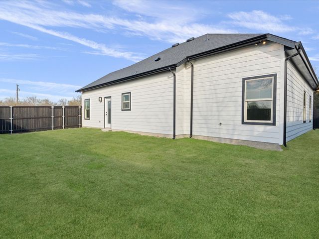 116 Kirk Lane, West Tawakoni, TX 75474