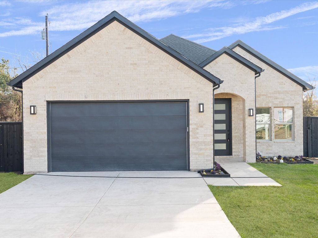 116 Kirk Lane, West Tawakoni, TX 75474