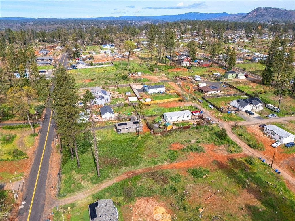 Image 6 of property listing at 6319 Azalea Lane, Paradise, CA 95969