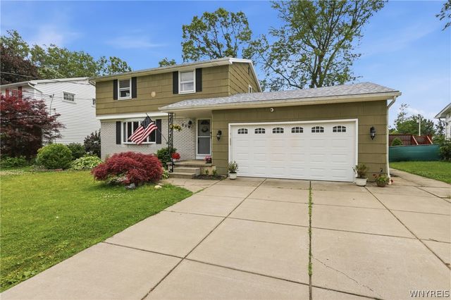 881 Castlebar Drive, North Tonawanda, NY 14120