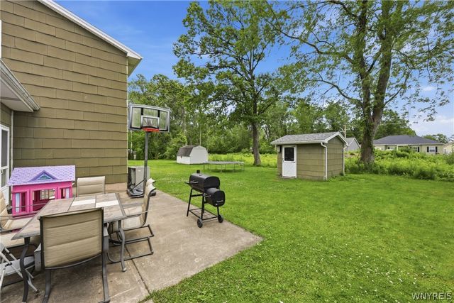 881 Castlebar Drive, North Tonawanda, NY 14120