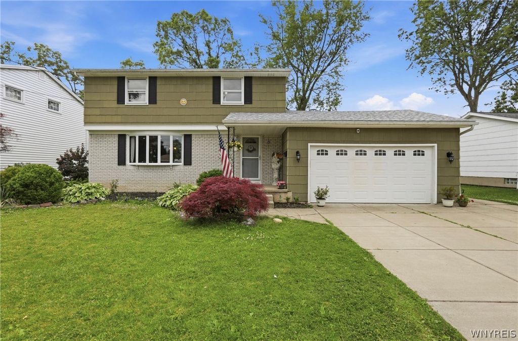 881 Castlebar Drive, North Tonawanda, NY 14120