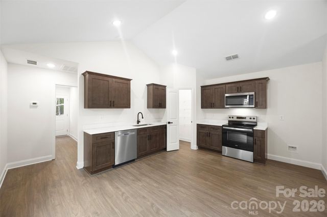 202 Knollwood Circle, Albemarle, NC 28001