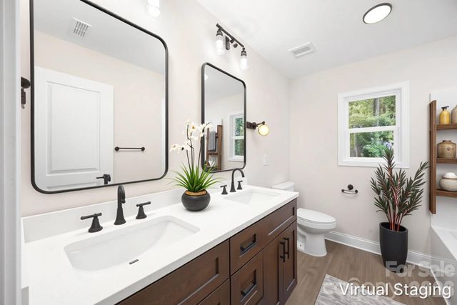 202 Knollwood Circle, Albemarle, NC 28001