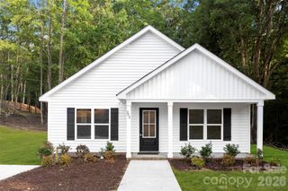 202 Knollwood Circle, Albemarle, NC 28001