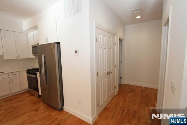 7 Hamburg Turnpike 7, Pompton Lakes, NJ 07442