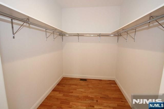 7 Hamburg Turnpike 7, Pompton Lakes, NJ 07442