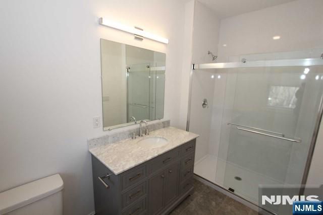 7 Hamburg Turnpike 7, Pompton Lakes, NJ 07442