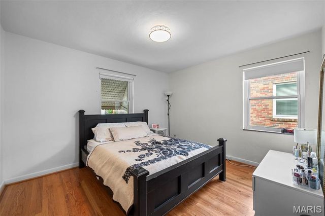 6916 Hampton Avenue, St Louis, MO 63109