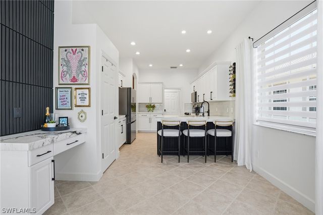 16129 Parque LN, Naples, FL 34110