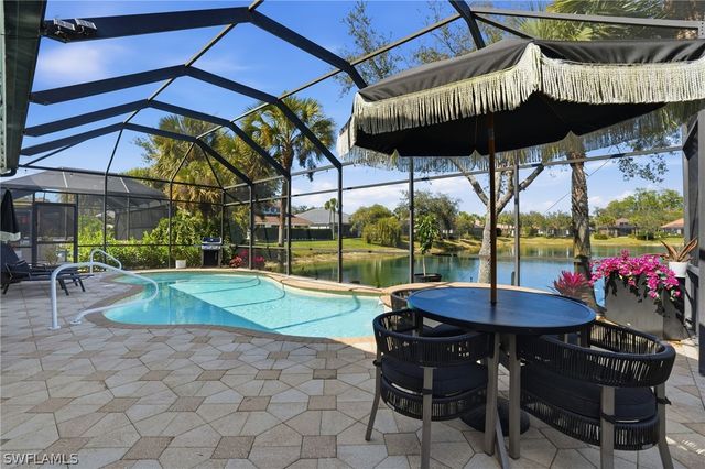 16129 Parque LN, Naples, FL 34110