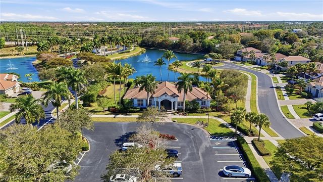16129 Parque LN, Naples, FL 34110