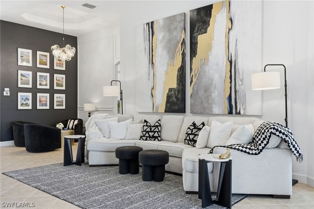 16129 Parque LN, Naples, FL 34110