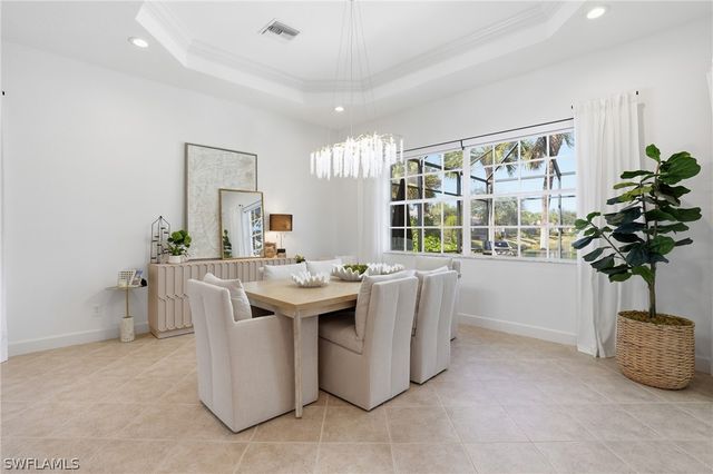 16129 Parque LN, Naples, FL 34110