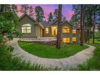 4381 Cheyenne Dr, Larkspur, CO 80118