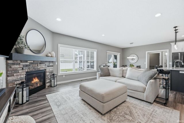 13733 Four Elms Trail, Fort Wayne, IN 46845