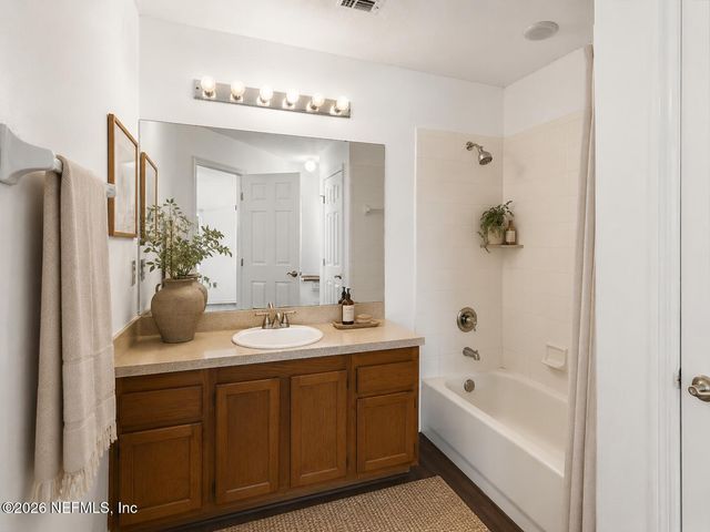 5532 BLUE PACIFIC Drive, Jacksonville, FL 32257