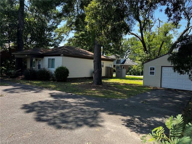 2566 Campostella RD, Chesapeake, VA 23324