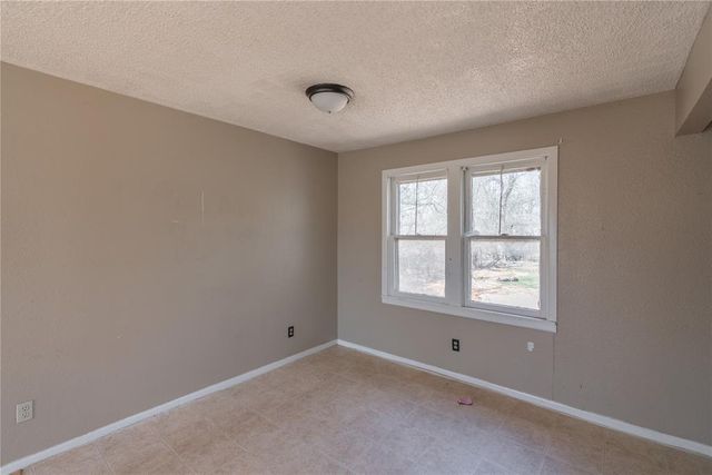 3305 SE 21st Street, Oklahoma City, OK 73115